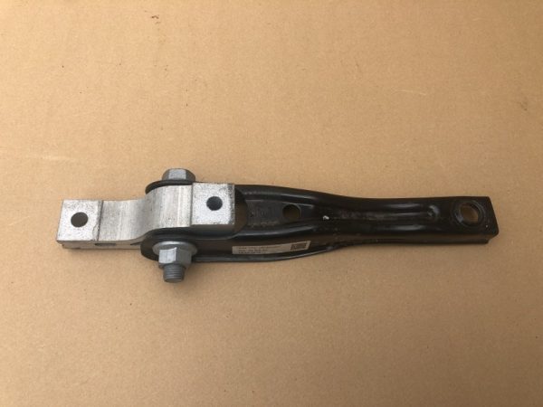 5Q0199855AD 5Q0 199 855 AD Suport cutie viteze VW Passat B8 - Dezmembrari Auto
