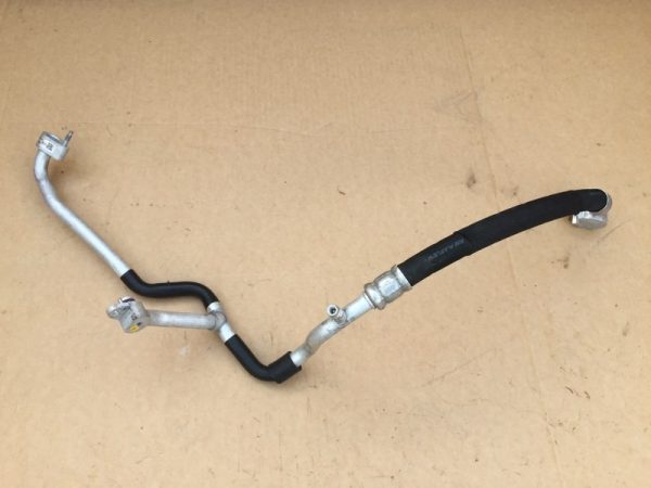 5Q0820743F 5Q0 820 743 F Conducta AC clima Golf 7 1.4 tsi CUK GTE - Dezmembrari Auto