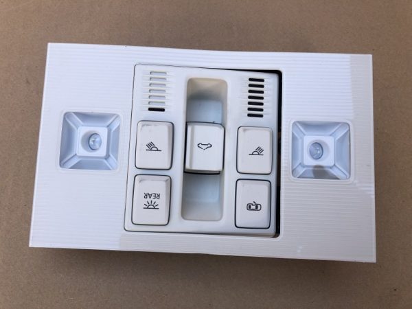 5TA947105C 5TA 947 105 C Plafoniera lumini VW Passat B8 - Dezmembrari Auto