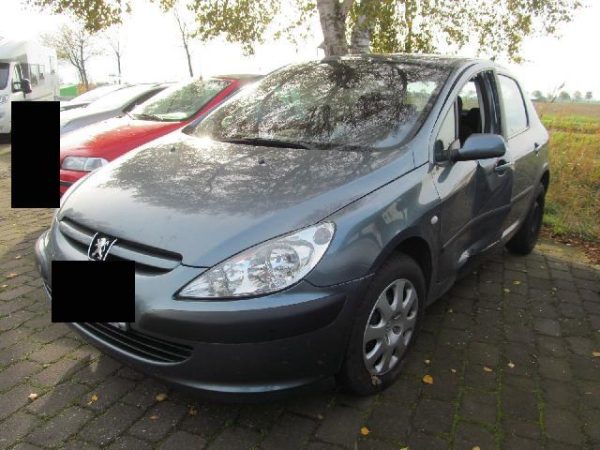 Dezmembrez Peugeot 307 2005 1.4 hdi 8HZ - Dezmembrari Auto