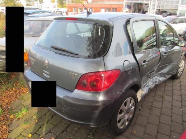 Dezmembrez Peugeot 307 2005 1.4 hdi 8HZ - Dezmembrari Auto - imagine 3