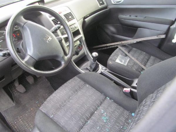 Dezmembrez Peugeot 307 2005 1.4 hdi 8HZ - Dezmembrari Auto - imagine 2