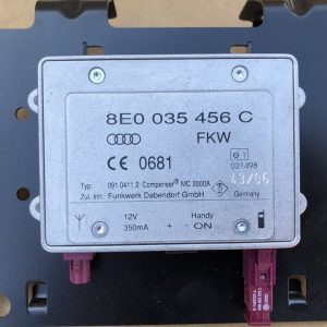 Amplificator radio Audi A3 8P s-line 8E0035456C 8E0 035 456 C - Dezmembrari Auto