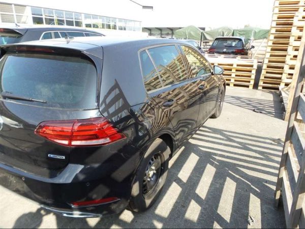Dezmembrez VW Golf 7 2018 hatchback 1.5 DAC facelift - Dezmembrari Auto - imagine 6