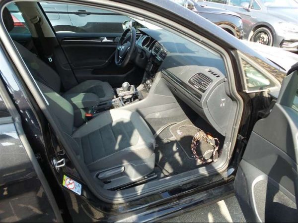 Dezmembrez VW Golf 7 2018 hatchback 1.5 DAC facelift - Dezmembrari Auto - imagine 7