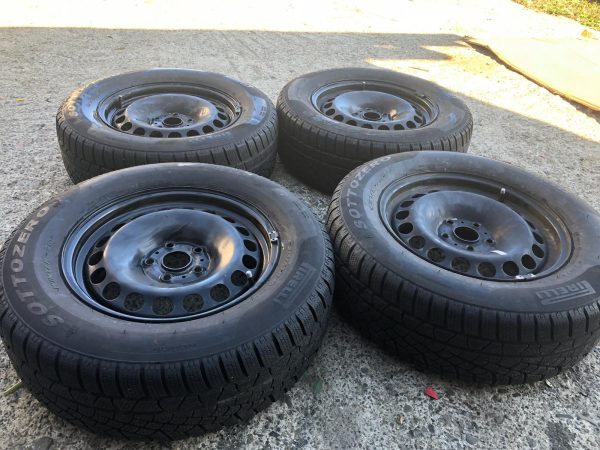 Set jante cu anvelope de iarna VW tiguan 21565R16 - Dezmembrari Auto - imagine 3
