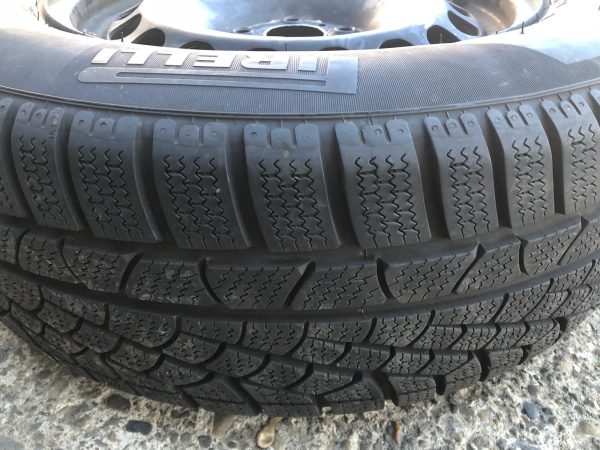 Set jante cu anvelope de iarna VW tiguan 21565R16 - Dezmembrari Auto - imagine 4