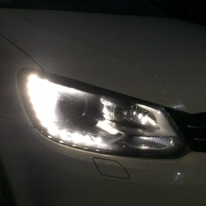 Far dreapta xenon / led VW Touran 2012 1T1941752E 1T1 941 752 E - Dezmembrari Auto