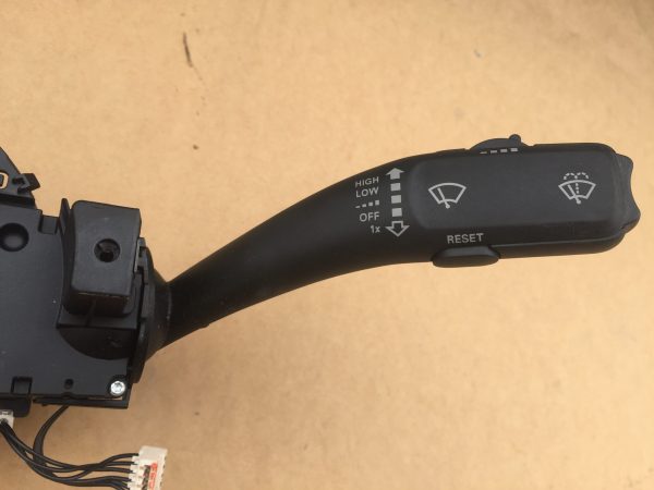 Maneta semnalizare, stergatoare, tempomat Audi A4 B8 8K0953502D 8K0 953 502 D - Dezmembrari Auto - imagine 4