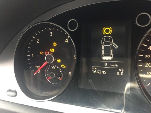 Ceasuri bord monocrom VW Passat B6 din 2009 2.0 tdi CBAB - Dezmembrari Auto