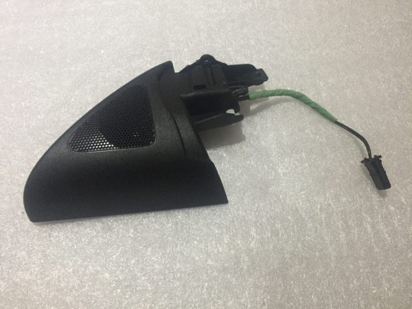 Tweeter stanga fata VW Passat cc 3C0 035 411 D 3C0035411D - Dezmembrari Auto