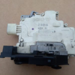 Broasca stanga spate VW Passat B6 3C4839015A 3C4 839 015 A - Dezmembrari Auto