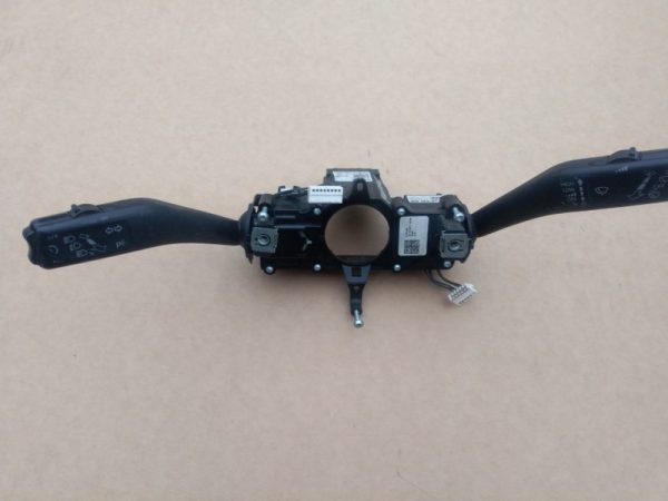 Maneta stergatoare si semnalizare cu tempomat VW Touran 2012 5k0953501AT - Dezmembrari Auto