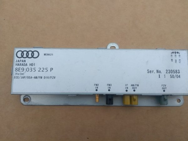 Amplificator antena Audi A4 B7 8E9035225P - Dezmembrari Auto