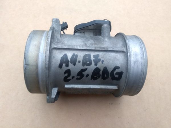 Debitmetru aer Audi A4 B7 2.5 tdi 2005 059906461G - Dezmembrari Auto