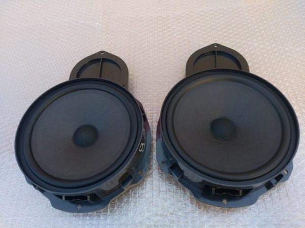Set 2 boxe fata VW Passat B6 CC 3C8035454 - Dezmembrari Auto