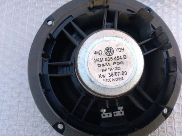 Boxe spate boxa spate VW Golf 5 1KM035454B - Dezmembrari Auto - imagine 3