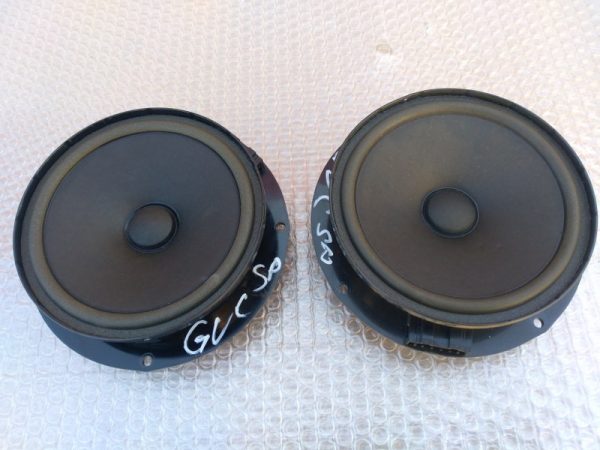 Set 2 boxe spate VW Golf 5 1KM035454B - Dezmembrari Auto