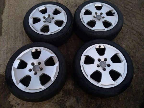Set 4 jante aliaj R17 Audi A3 8P0601025C - Dezmembrari Auto