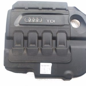 Capac motor Audi A3 8V 04L103925A - Dezmembrari Auto