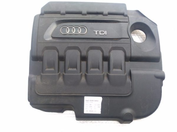 Capac motor Audi A3 8V 04L103925A - Dezmembrari Auto