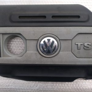 Capac motor 2.0 tfsi VW Golf 6 06J103925BH - Dezmembrari Auto