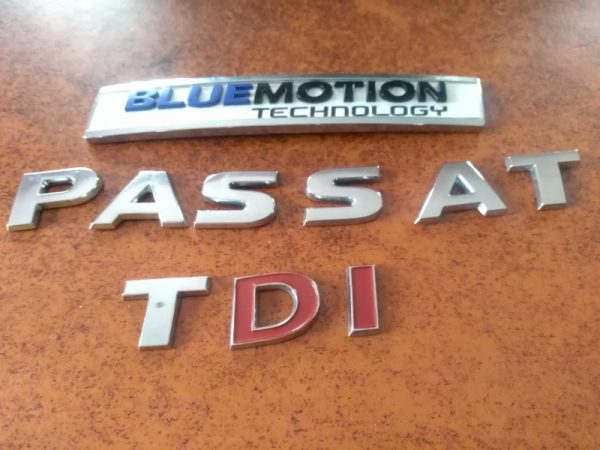 Inscriptii hayon VW Passat B8 combi - Dezmembrari Auto - imagine 2