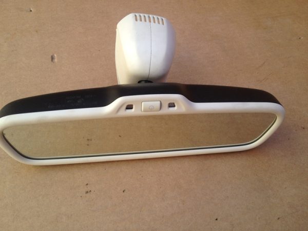 Oglinda retrovizoare automata VW Passat CC 7N0857511J 7N0 857 511 J - Dezmembrari Auto