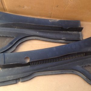 Grile stergatoare VW Passat CC 3C8819403 3C8819404 3C8 819 403 3C8 819 404 - Dezmembrari Auto