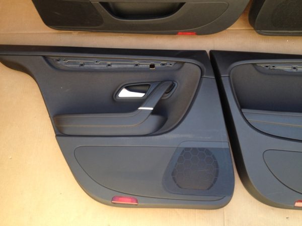 Set fete usi VW Passat CC - Dezmembrari Auto - imagine 4