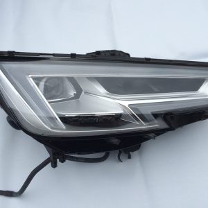Far dreapta LED Audi A4 8W B9 din 2016 8W0941034 full led - Dezmembrari Auto