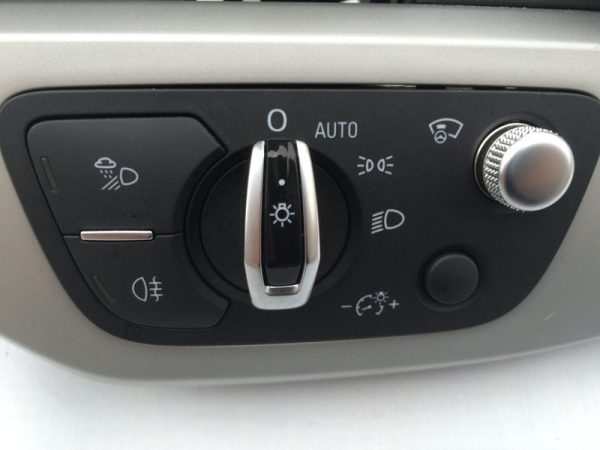 Bloc lumini cu head-up display Audi A4 8W B9 din 2016 4M0941531P 4M0 941 531 P - Dezmembrari Auto