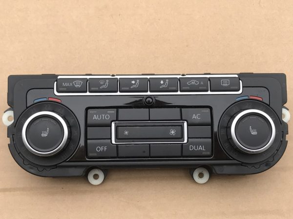 Panou clima climatronic VW Tiguan 2012 5K0907044BT - Dezmembrari Auto