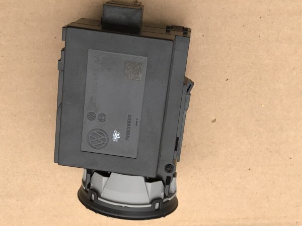 Contact pornire VW Passat CC 3C0905843AA - Dezmembrari Auto