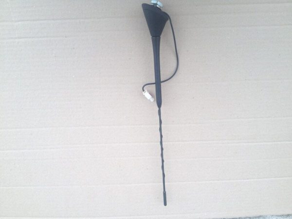 Antena radio VW Polo 6R 6R0035501F 6R0 035 501 F - Dezmembrari Auto