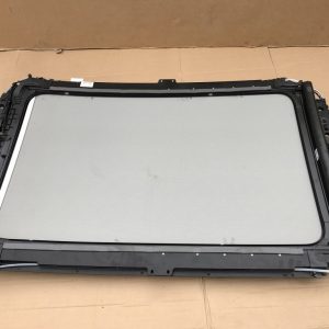 Trapa panoramica VW Tiguan 2010 5N0877041E - Dezmembrari Auto