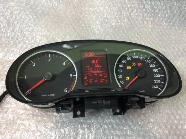 Ceasuri bord VW Amarok din 2012 2H0920853C 2H0 920 853 C - Dezmembrari Auto