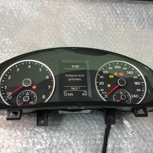 Ceasuri bord VW Tiguan 5N0920871AX 5N0 920 871 AX - Dezmembrari Auto