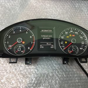 Ceasuri bord VW EOS 1Q0920976B 1Q0 920 976 B - Dezmembrari Auto
