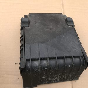 Capac tablou sigurante VW Tiguan 1K0937132F - Dezmembrari Auto