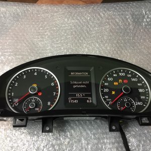 Ceasuri bord VW Tiguan 5N0920873 5N0 920 873 - Dezmembrari Auto