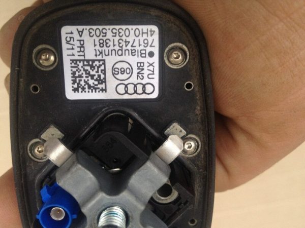 Antena GPS Audi Q5 4M0035503A 4M0 035 503 A - Dezmembrari Auto - imagine 3