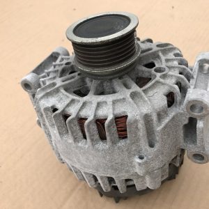Alternator VW Passat CC 2.0 tfsi 06H903017E - Dezmembrari Auto
