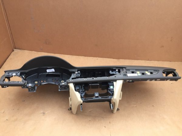 Plansa bord Audi A6 4G C7 maro/crem / brown - Dezmembrari Auto - imagine 3