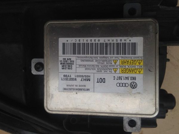 Far dreapta xenon / led VW Touran 2012 1T1941752E 1T1 941 752 E - Dezmembrari Auto - imagine 3