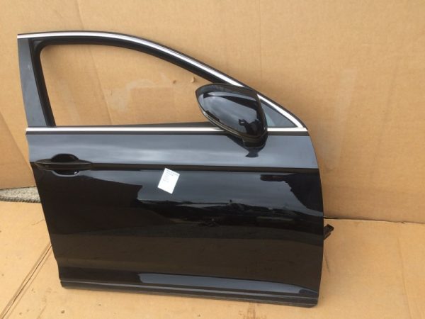 Usa dreapta fata VW Passat B8 combi din 2016 LC9X - Dezmembrari Auto