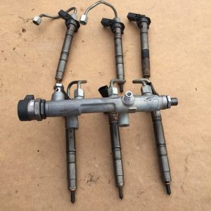 059130277CC 059 130 277 CC Injector Audi A6 4G C7 3.0 tdi CDU - Dezmembrari Auto