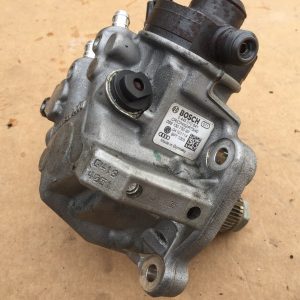 059130755BF 059 130 755 BF Pompa inalta Audi A6 4G C7 3.0 tdi - Dezmembrari Auto