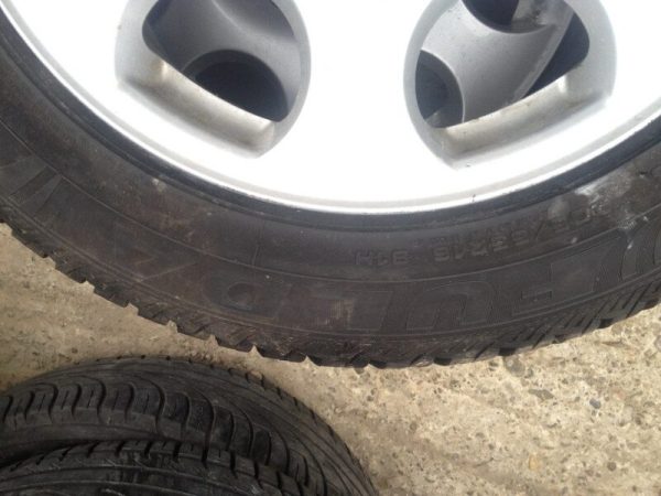 Set jante aliaj cu anvelope Audi A4 8E B7 - Dezmembrari Auto - imagine 6