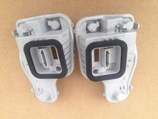 Soclu bec stanga VW Polo 6R 6R0945957A - Dezmembrari Auto - imagine 5
